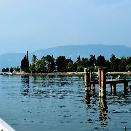 Casa Romantica Будинок відпочинку Бардоліно